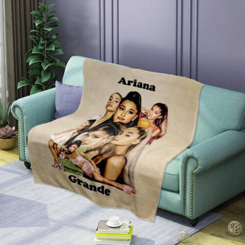 Ariana Grande Blankets