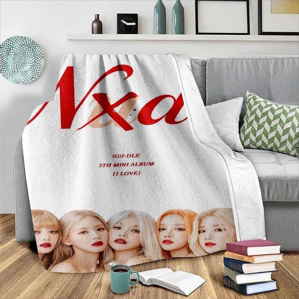 Luxury high quality merchandise on a budget, affordable fashionable items for daily use.