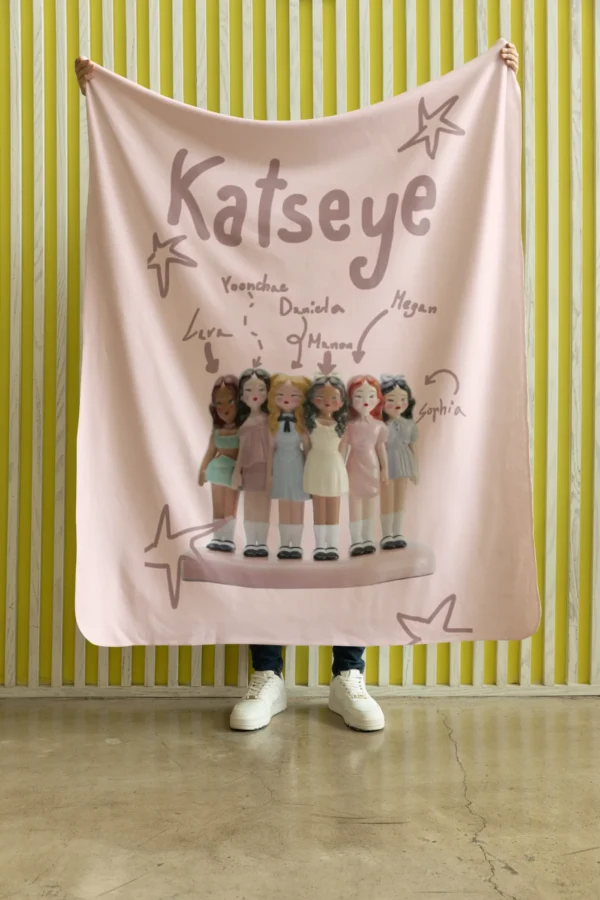 Katseye Blanket #3