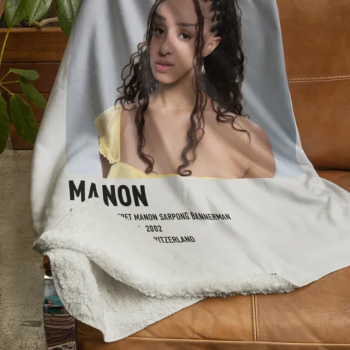 Katseye Manon Blanket #1